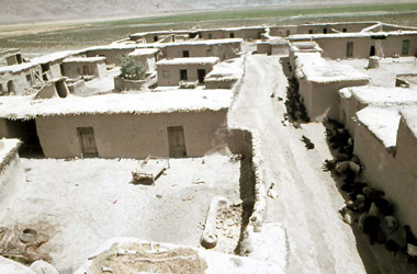 ポレノウ村の集落（1972年）の画像