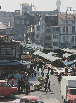 エジプシャンバザール近く