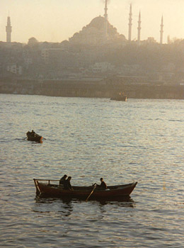 金角湾から見るスレイマニエジャミー