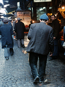 新市街の市場通り