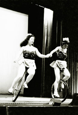 新宿コマ劇場 1957